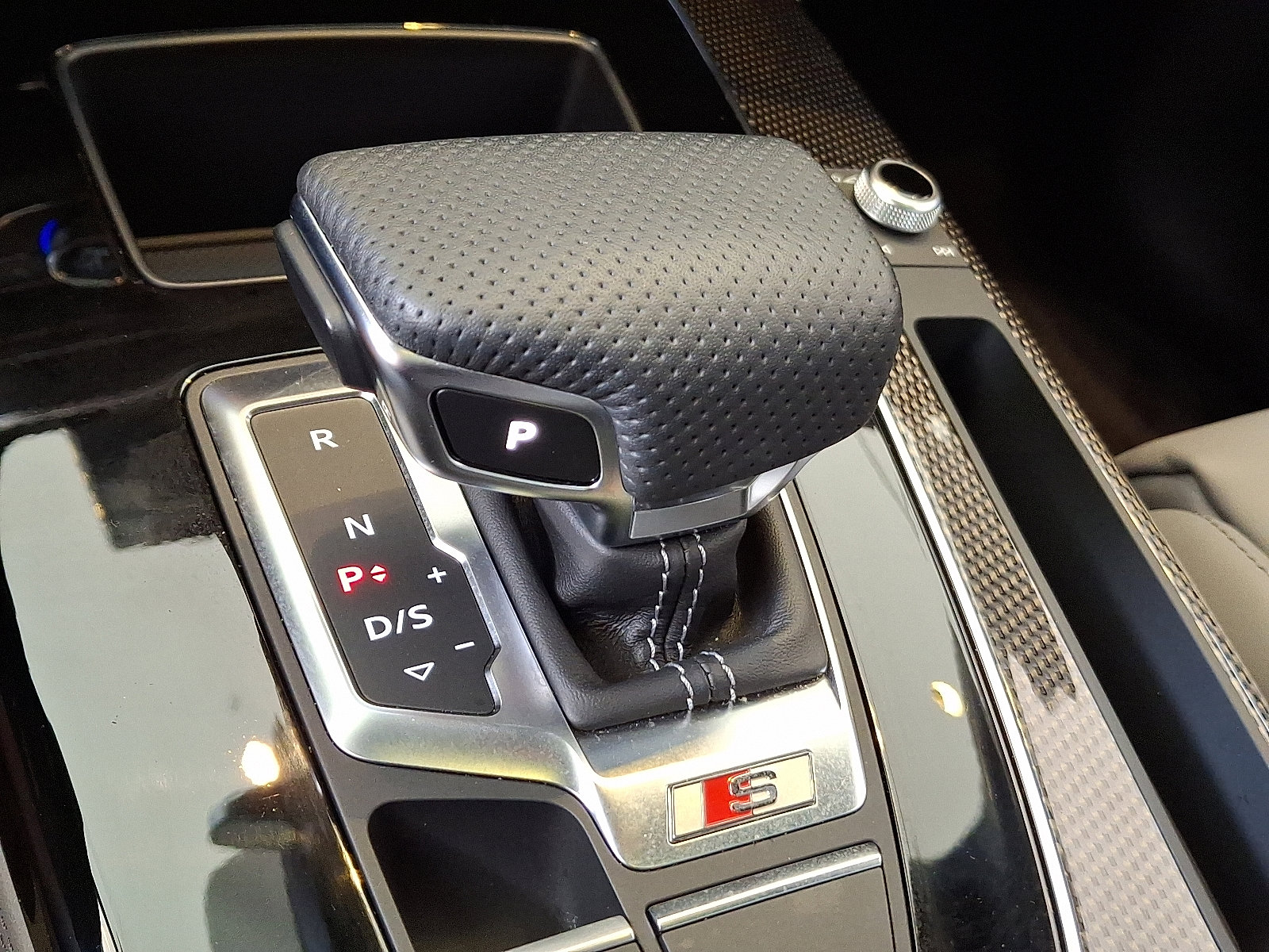 2024 Audi SQ5 Premium Plus photo 10