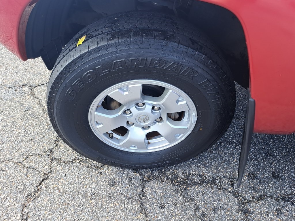2015 Toyota Tacoma Base photo 27