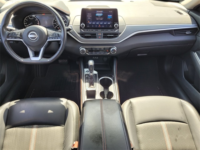 2023 Nissan Altima 2.5 SR photo 8