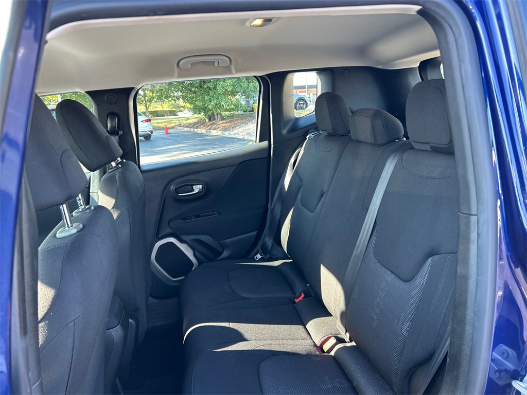 2017 Jeep Renegade Sport photo 29