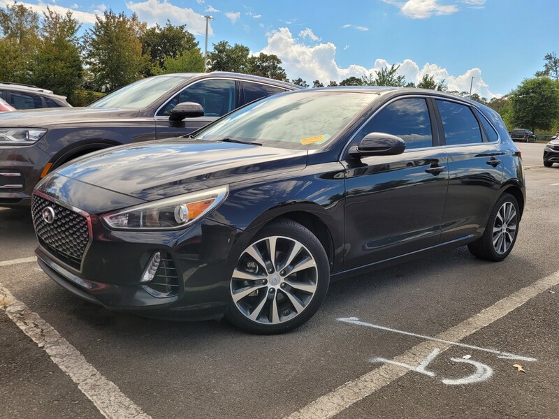 2018 Hyundai Elantra GT Base photo 2