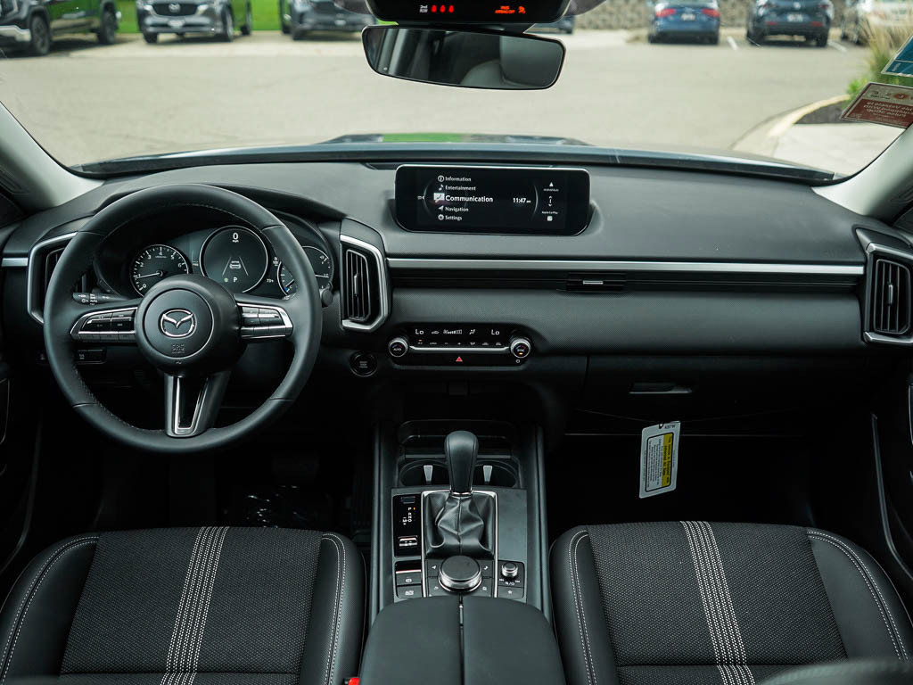 2025 Mazda CX-50 2.5 Select photo 12
