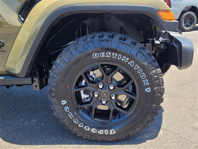 2025 Jeep Gladiator Willys photo 10