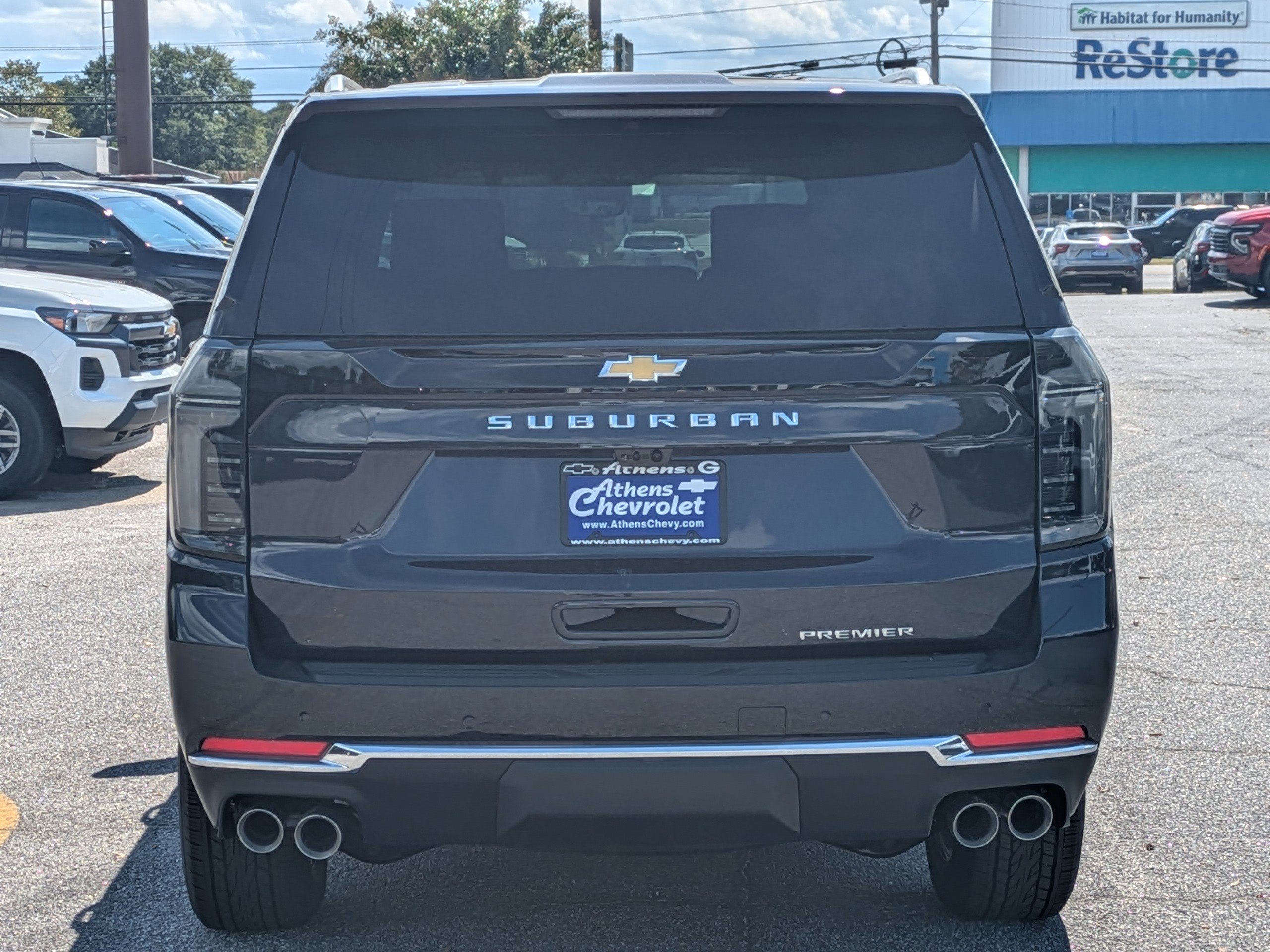 2026 Chevrolet Suburban Premier photo 3