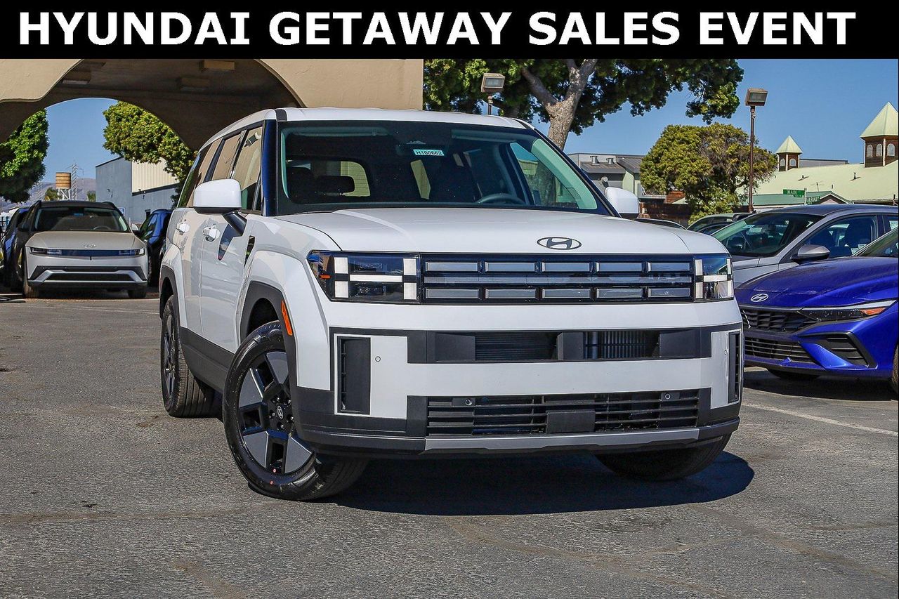 2026 Hyundai Santa Fe SE's photo