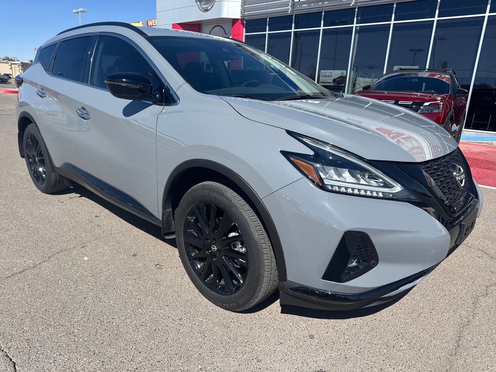 2024 Nissan Murano SV photo 2