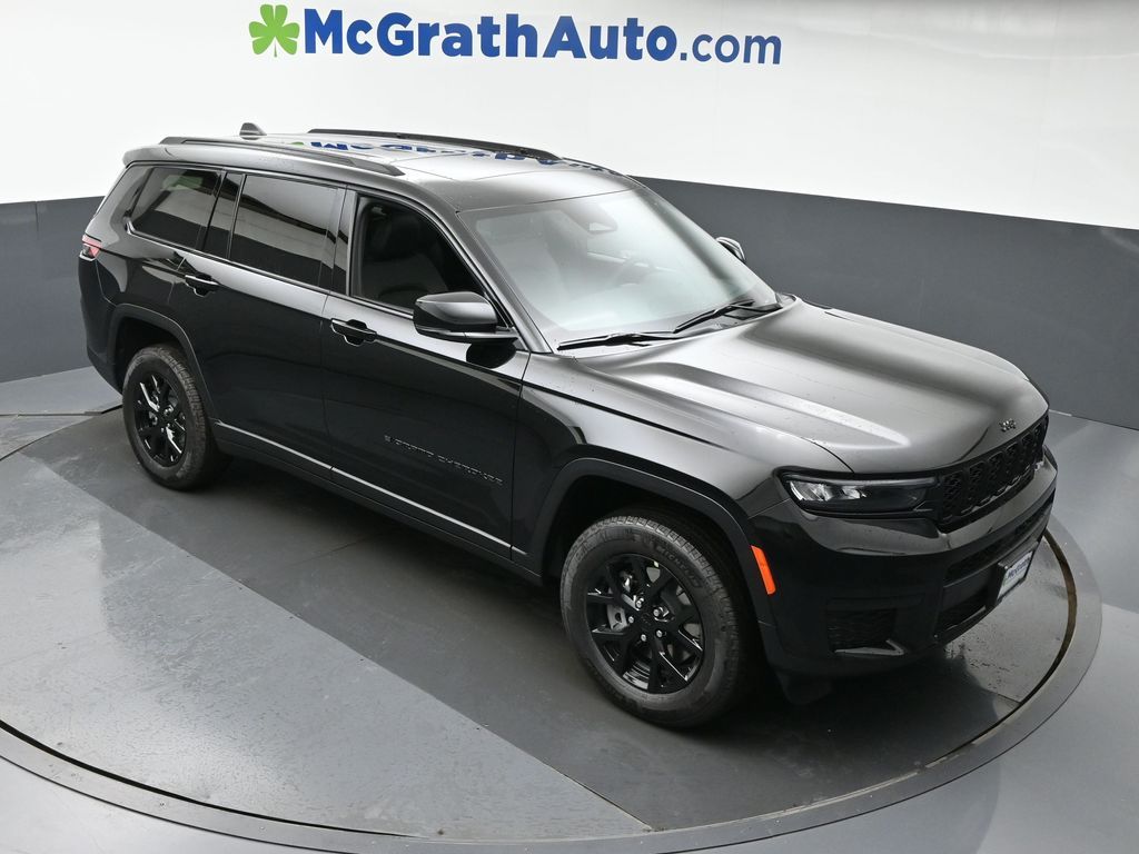 2025 Jeep Grand Cherokee Altitude X photo 2