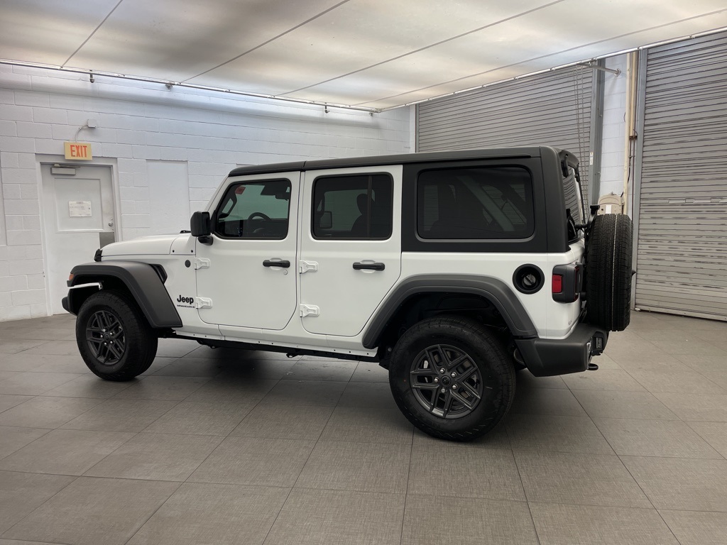 2025 Jeep Wrangler Sport S photo 4