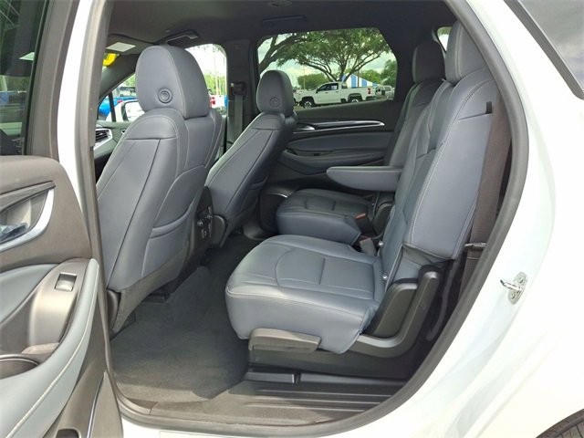 2023 Buick Enclave Essence photo 12