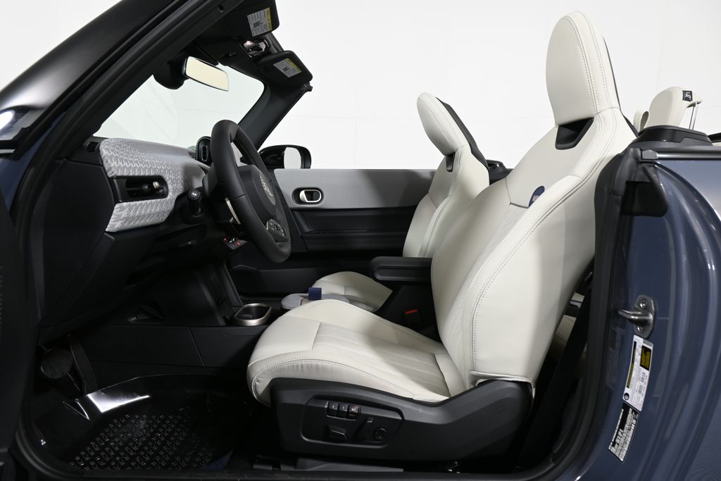 2026 Mini Cooper Convertible Iconic photo 3