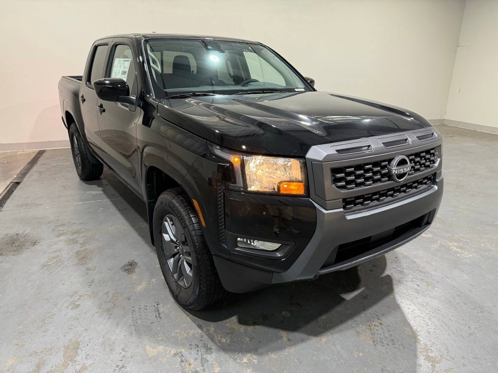 2025 Nissan Frontier SV's photo