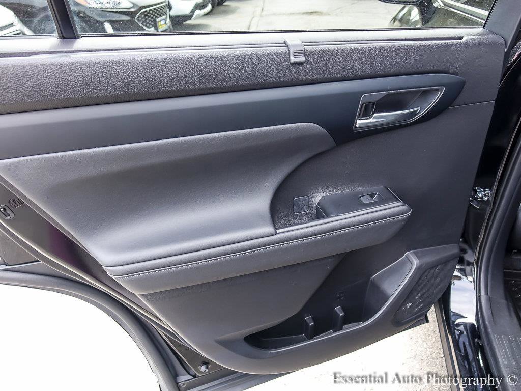 2023 TOYOTA HIGHLANDER - Image 28