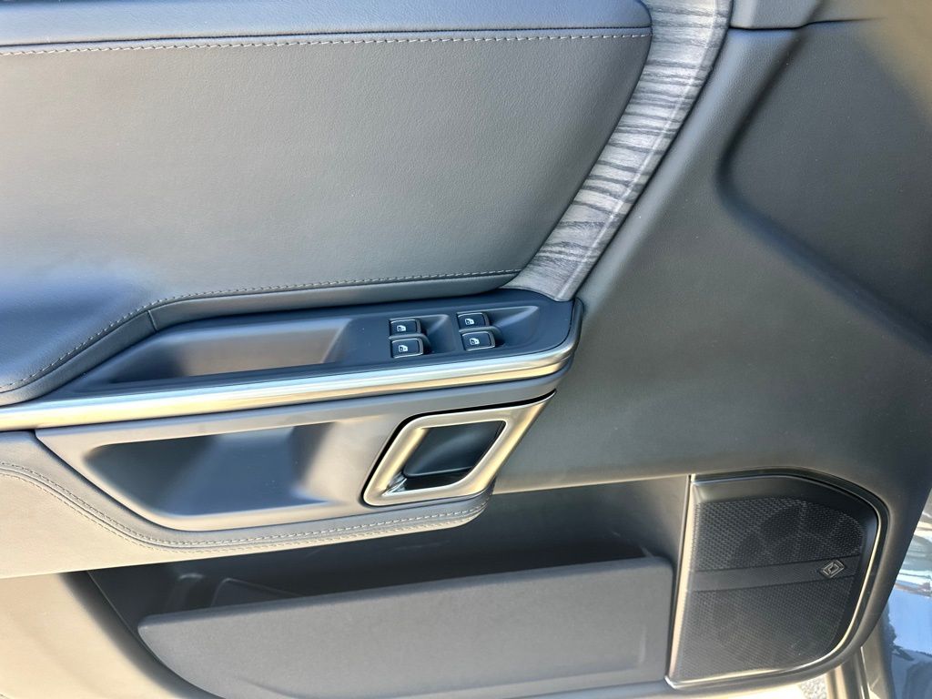 2024 Rivian R1T Adventure photo 12