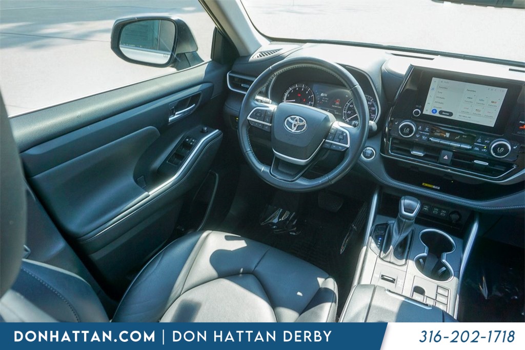 2023 Toyota Highlander XLE photo 14