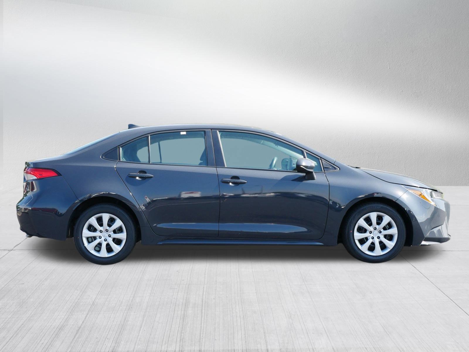 2024 Toyota Corolla LE photo 7