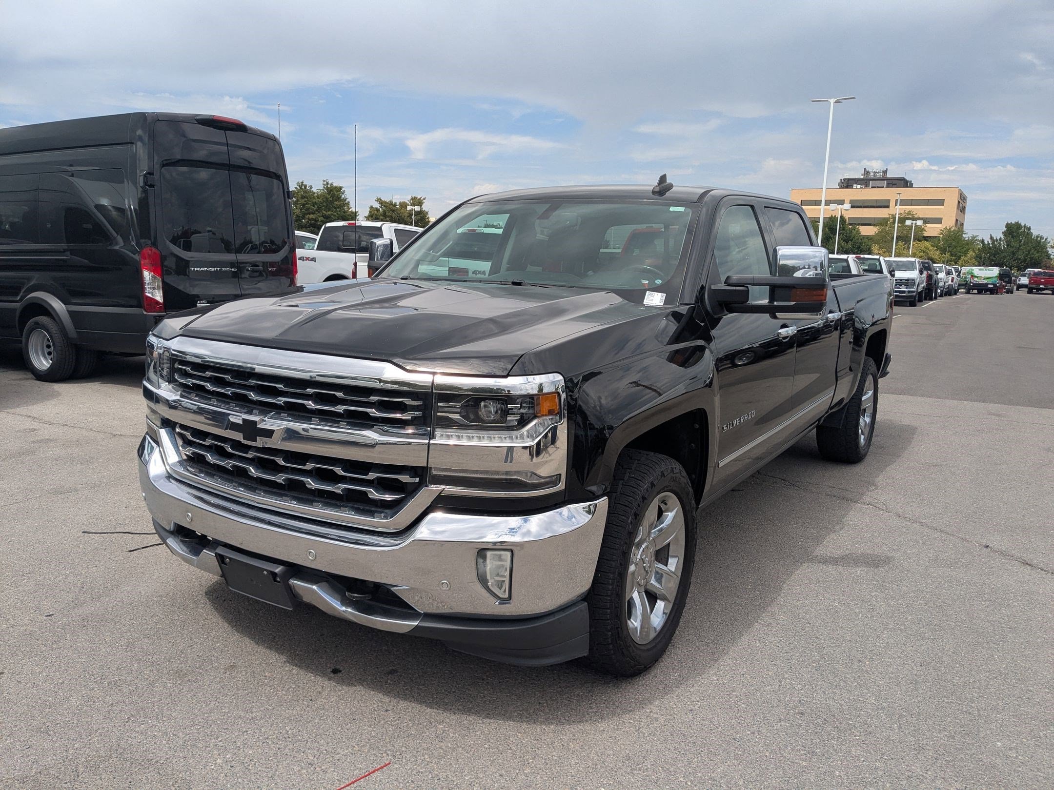 2017 Chevrolet Silverado 1500 LTZ photo 7