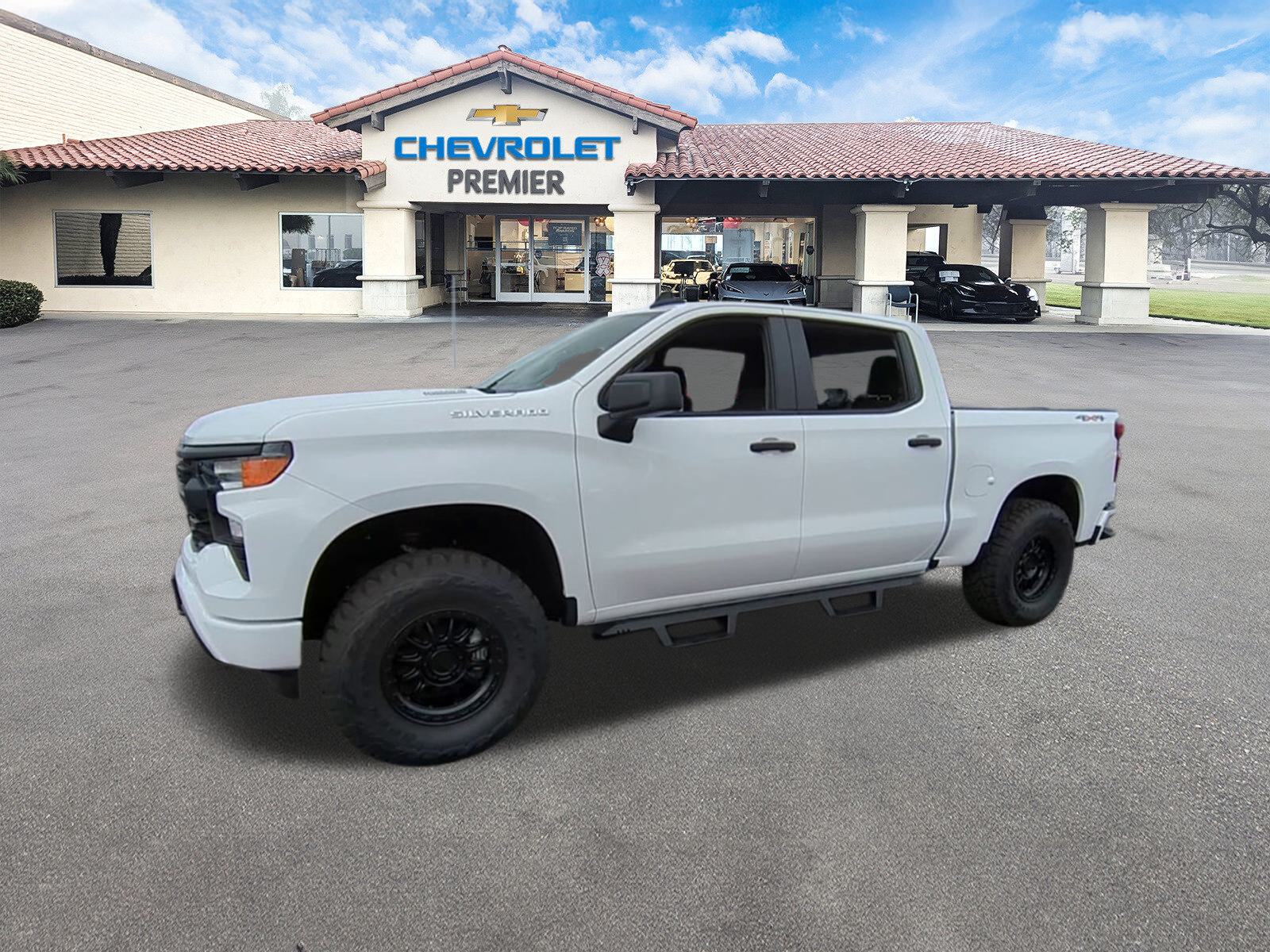 2025 Chevrolet Silverado 1500 Custom photo 4