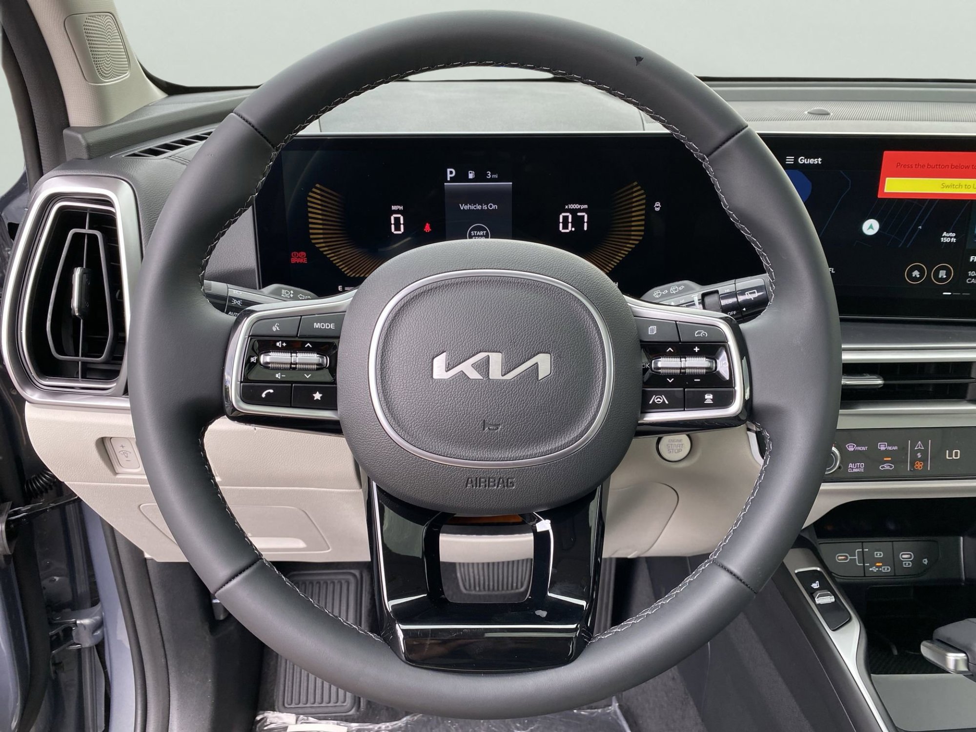 2025 Kia Sorento S photo 23