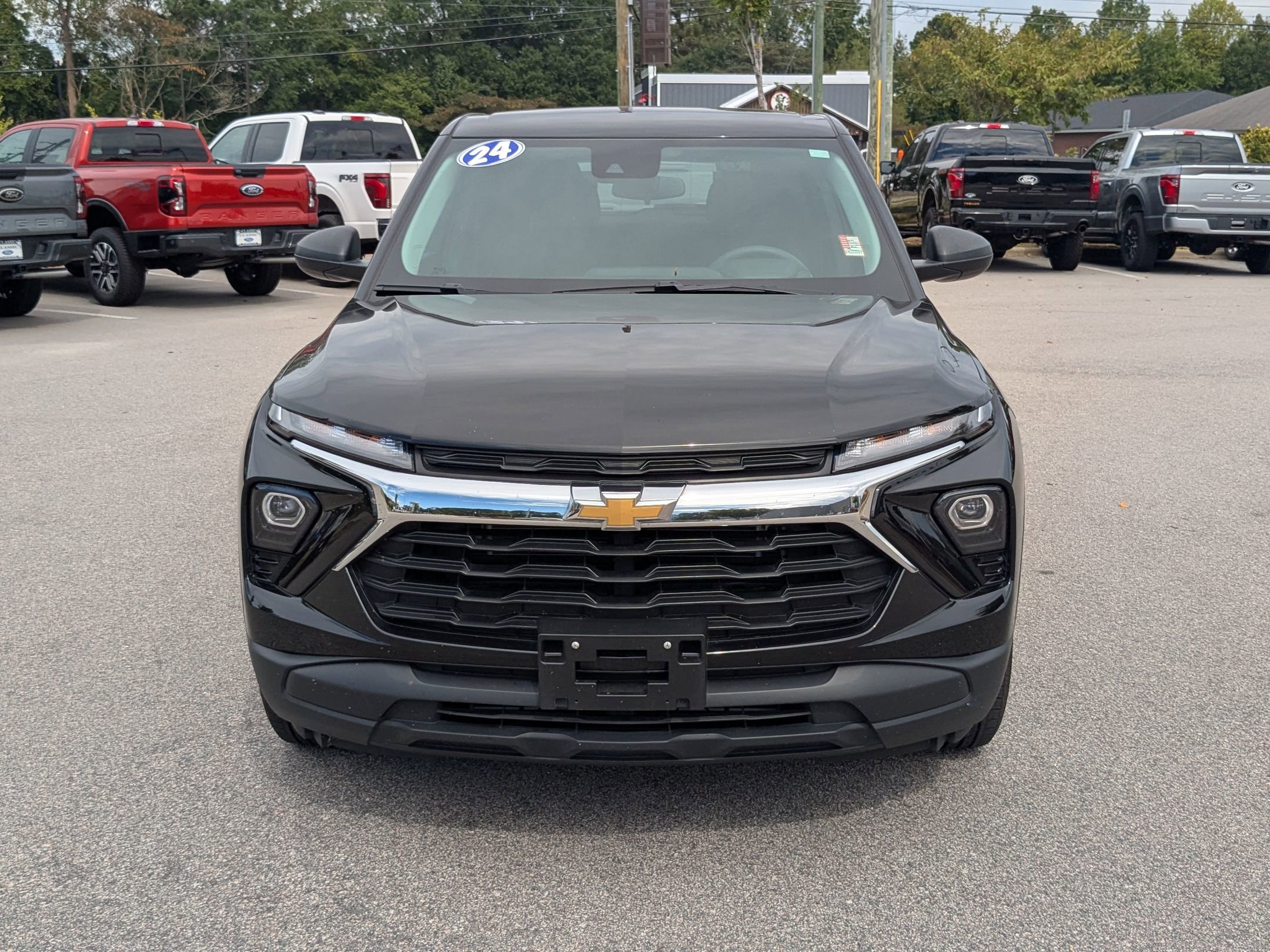 2024 Chevrolet Trailblazer LS photo 4
