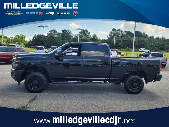 2025 Ram 2500 Tradesman photo 4