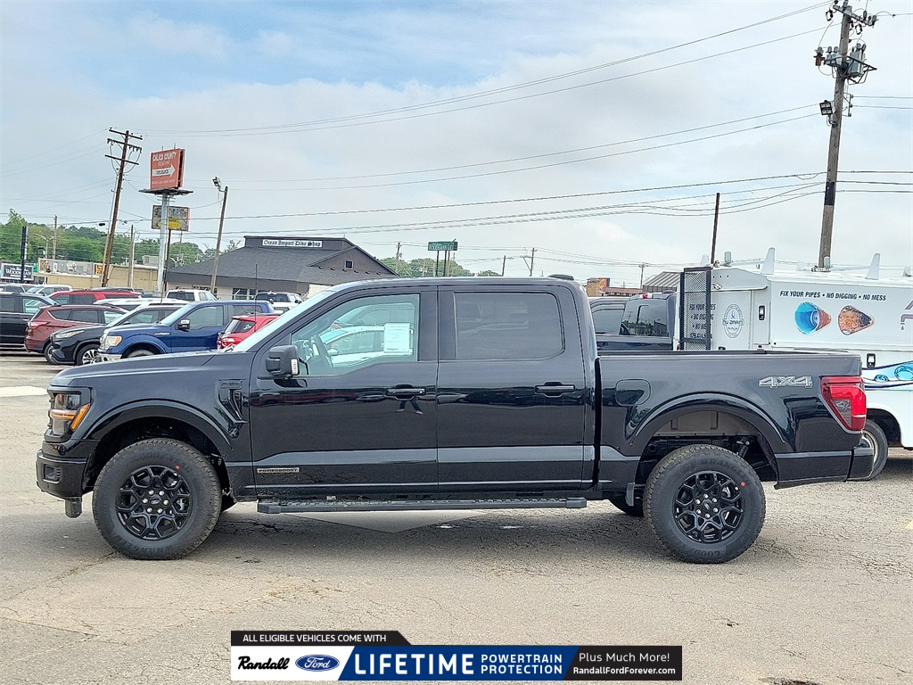 2025 Ford F-150 XLT photo 3