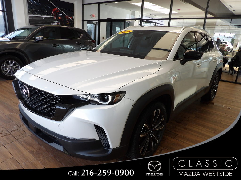 2025 Mazda CX-50 Premium Plus's photo