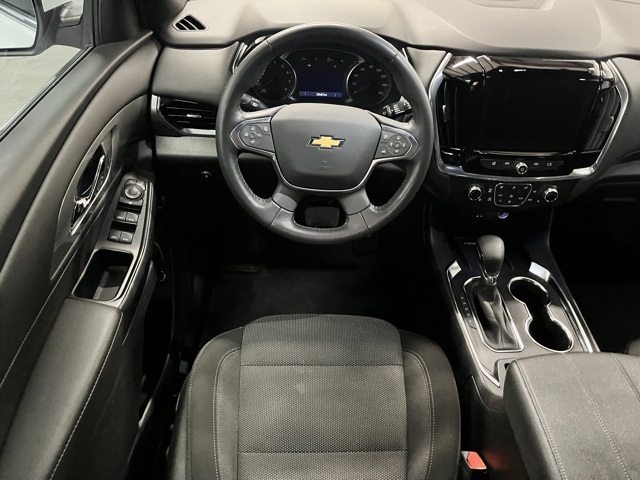 2022 Chevrolet Traverse photo 11