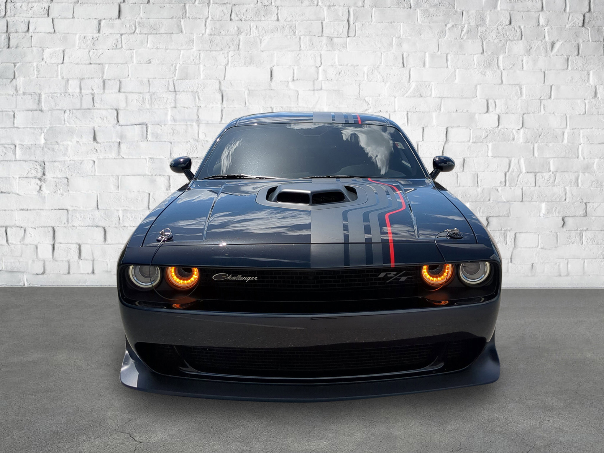 2023 Dodge Challenger R/T Scat Pack Widebody photo 2