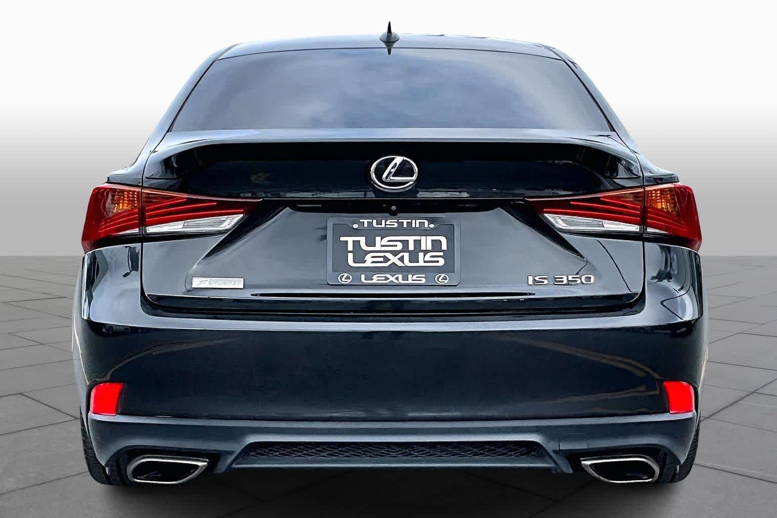 2020 Lexus IS 350 F SPORT photo 4