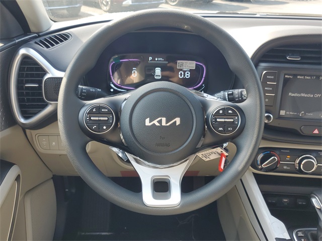 2025 Kia Soul LX S photo 9