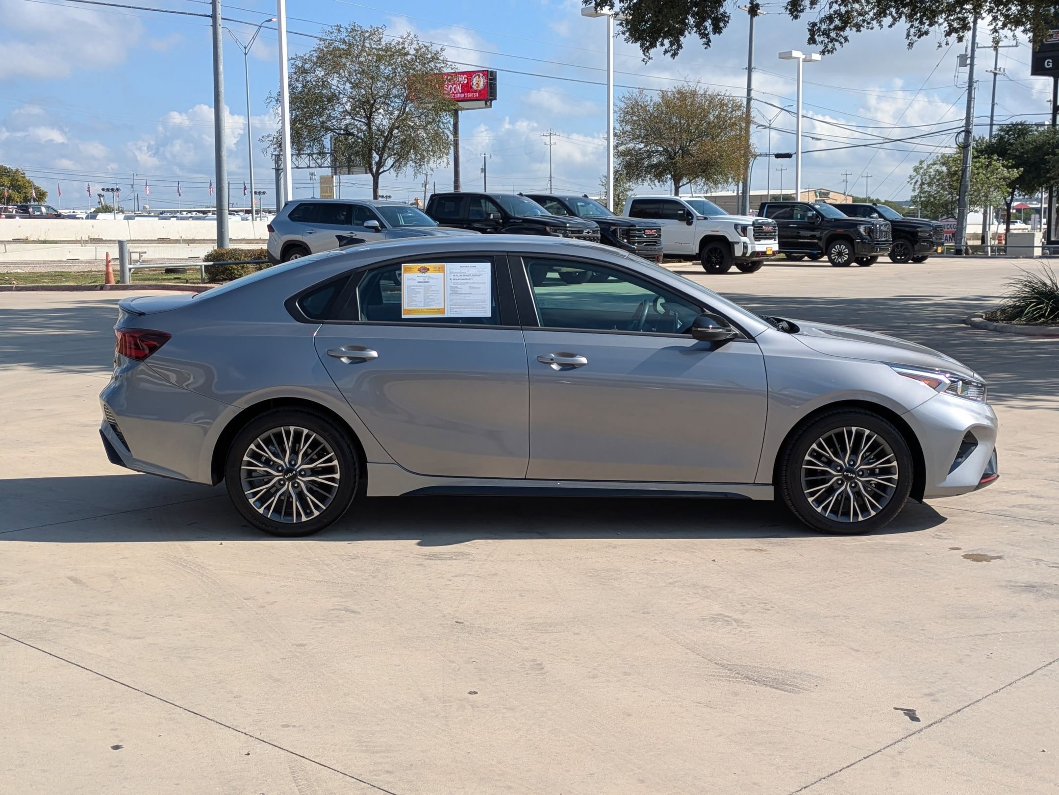 2024 Kia Forte GT-Line photo 2