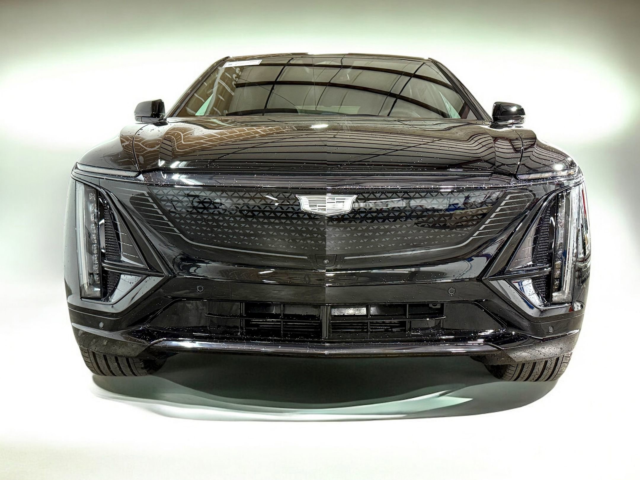 2026 Cadillac Lyriq Sport photo 4