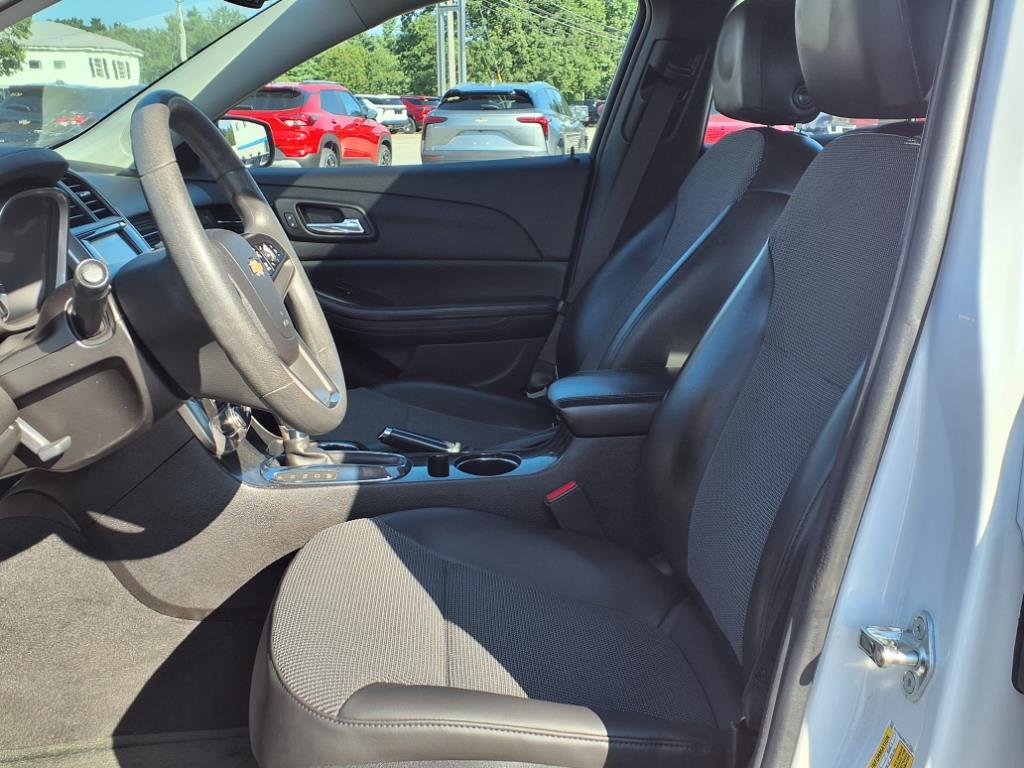 2016 Chevrolet Malibu Limited 1LT photo 12