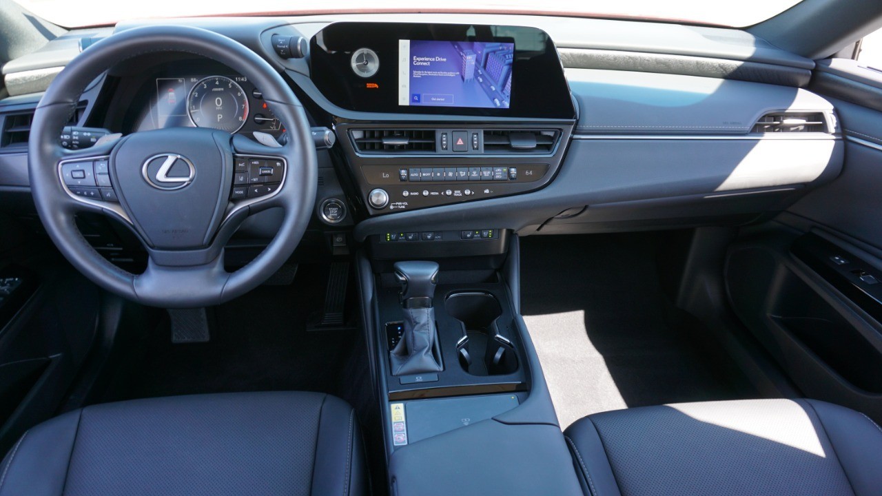 2024 Lexus ES 250 Premium photo 24
