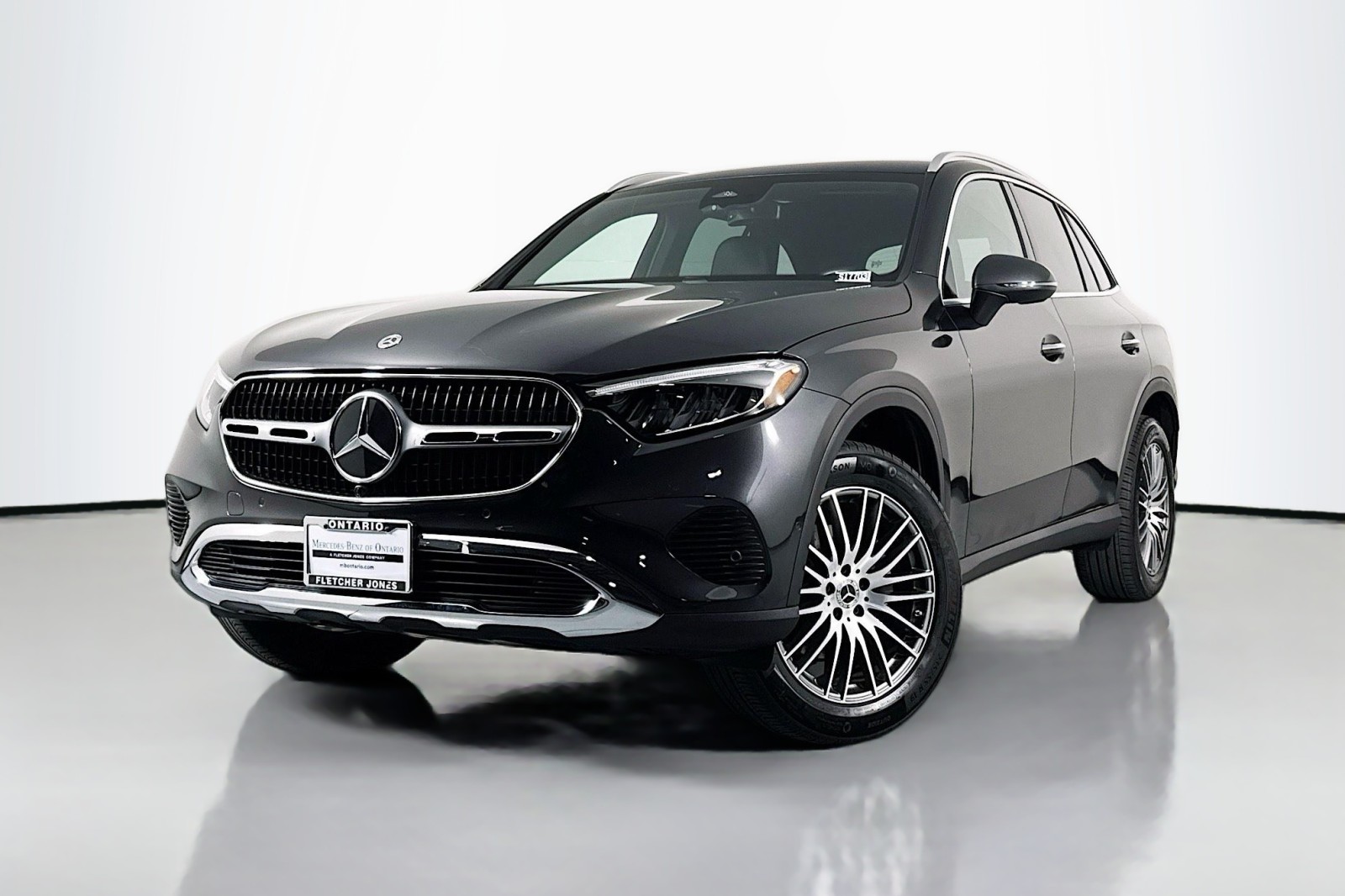 2025 Mercedes-Benz GLC Base's photo