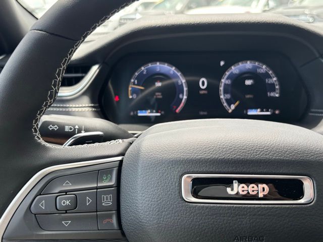 2025 Jeep Grand Cherokee Altitude X photo 25
