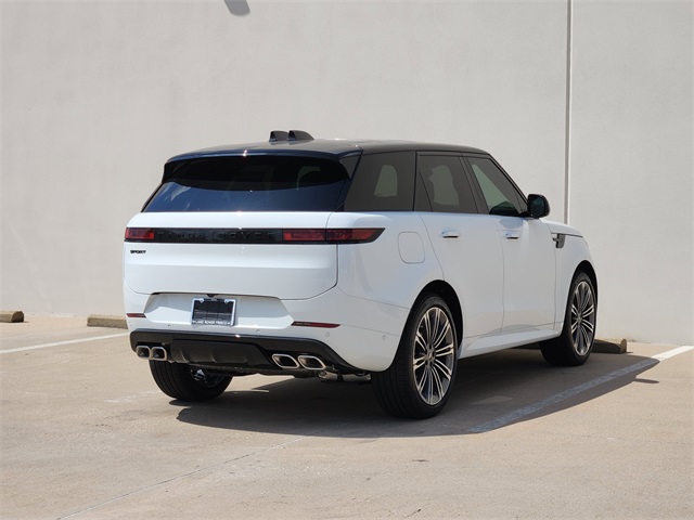 2025 Land Rover Range Rover Sport SE photo 2