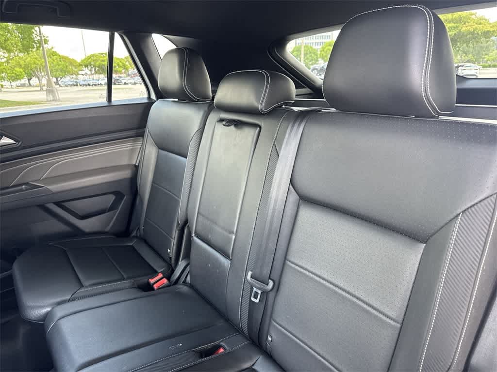2021 Volkswagen Atlas Cross Sport V6 SE Technology photo 18