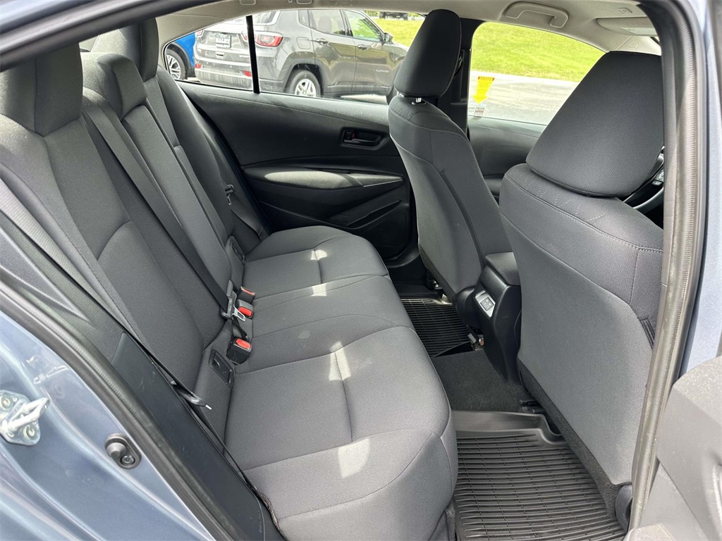 2024 Toyota Corolla LE photo 11