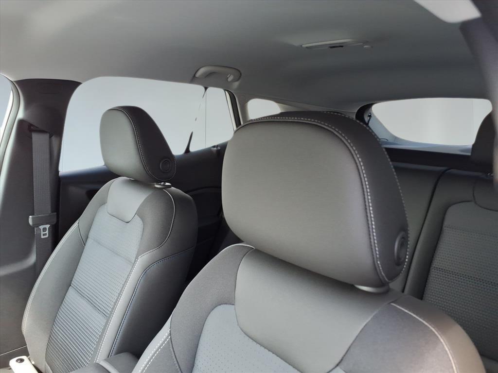 2026 Chevrolet Trax LT photo 16