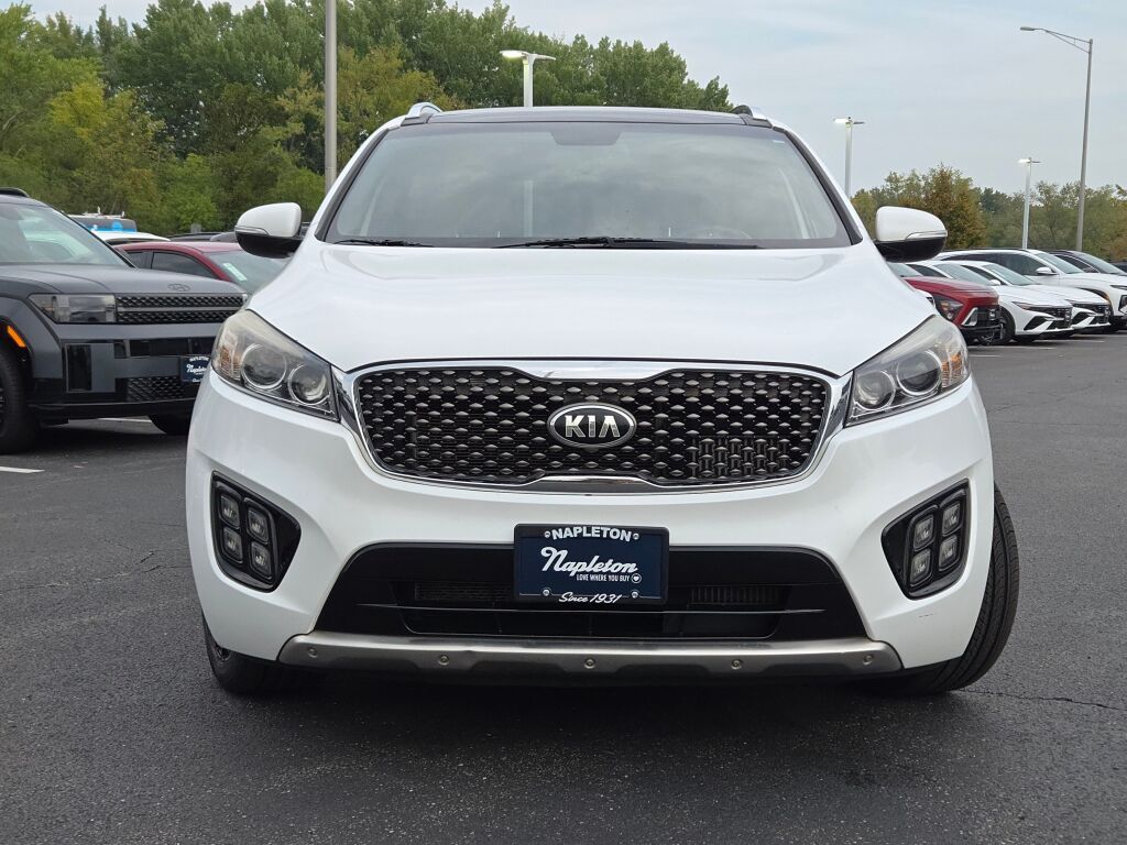2016 Kia Sorento SX Limited photo 3