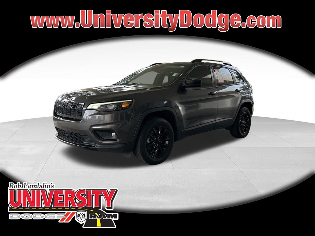 2023 Jeep Cherokee Altitude Lux's photo