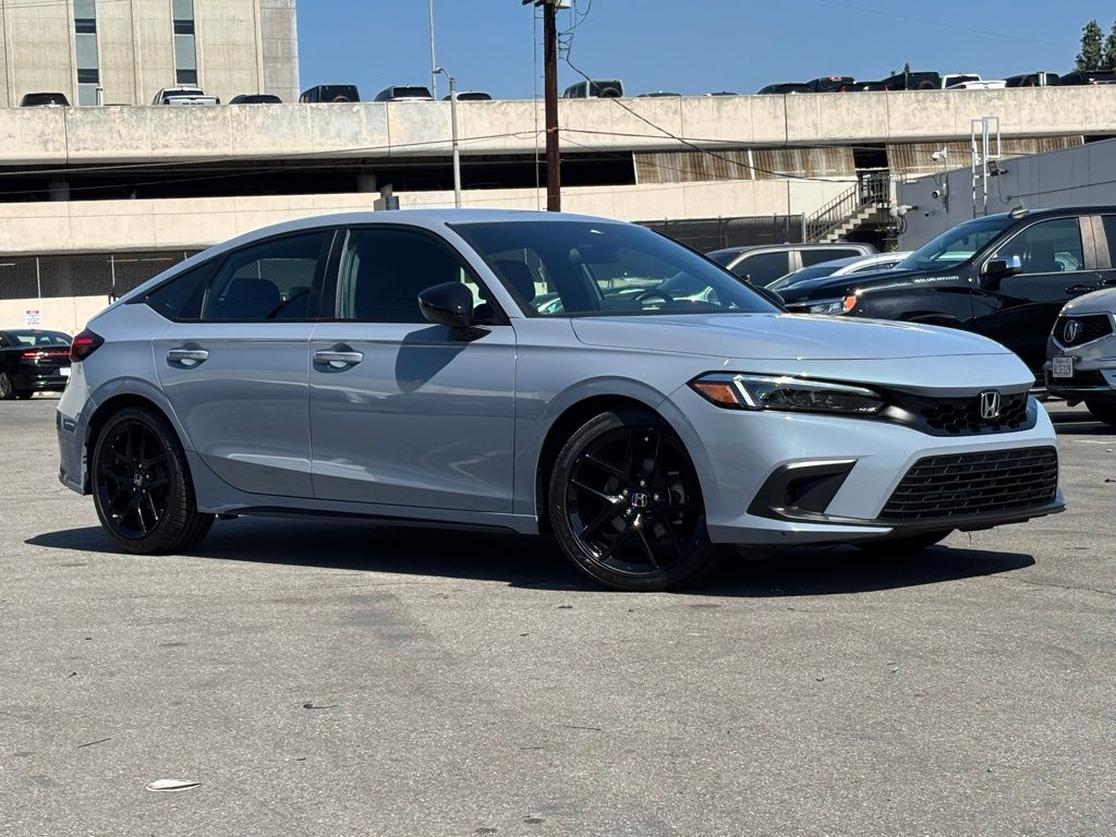 2022 Honda Civic Sport photo 2
