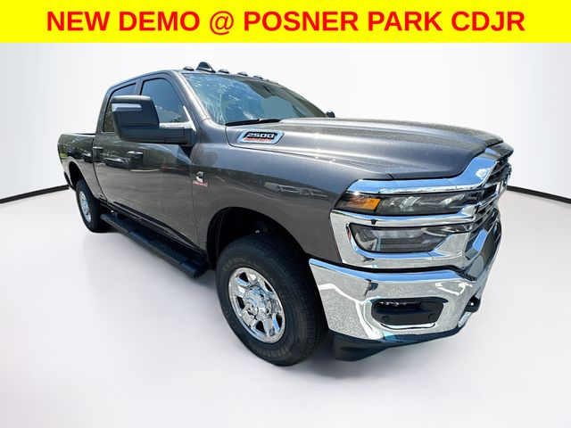 2025 Ram 2500 Tradesman photo 3