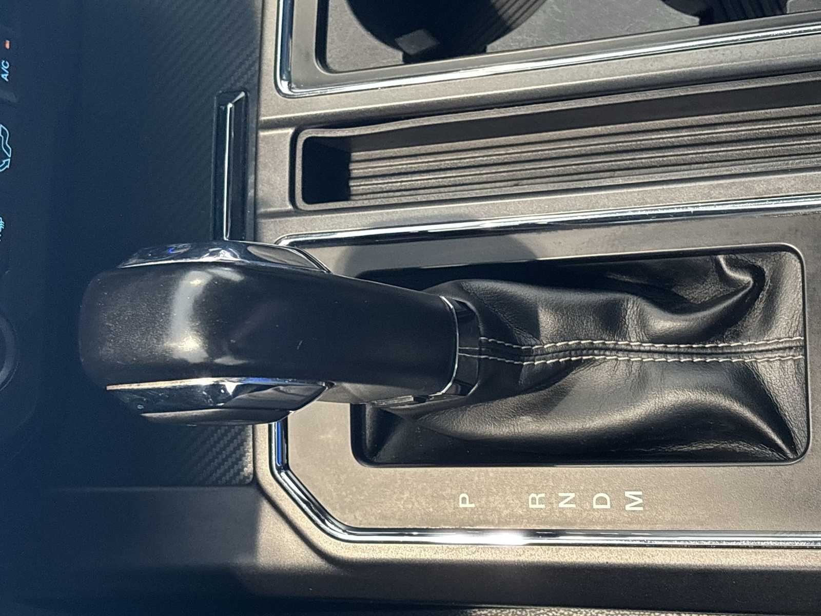2019 Ford F-150 XLT photo 12
