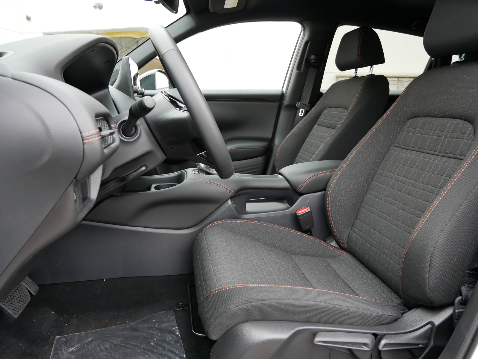 2025 Honda HR-V Sport photo 4