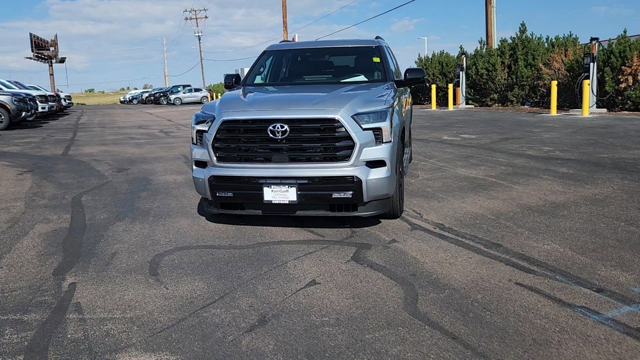 2025 Toyota Sequoia Limited photo 4