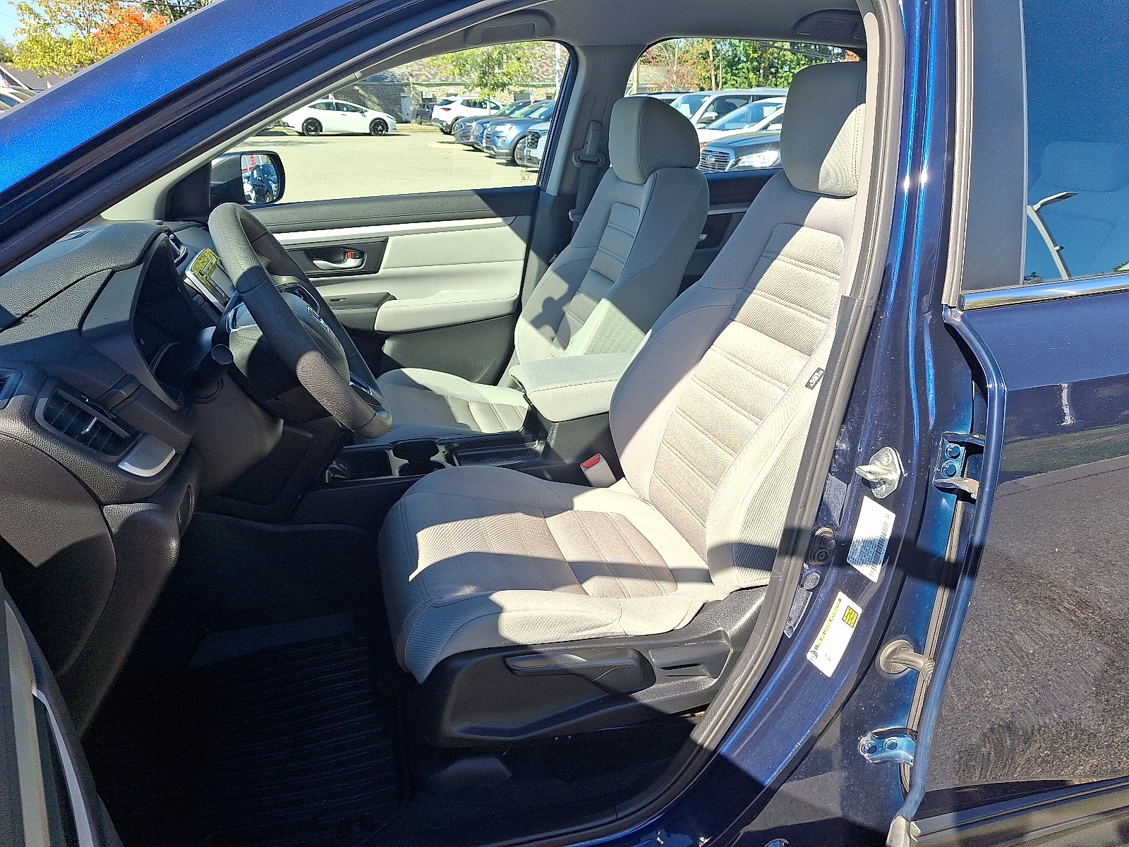 2017 Honda CR-V LX photo 13