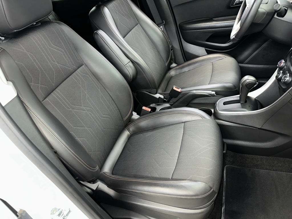 2022 Chevrolet Trax LT photo 22