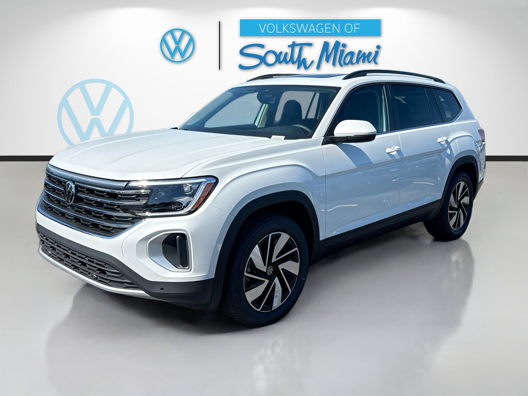 2026 Volkswagen Atlas SE Technology photo 3